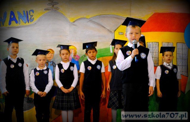 uroczyste-slubowanie-pierwszakow-w-707-foto-54305