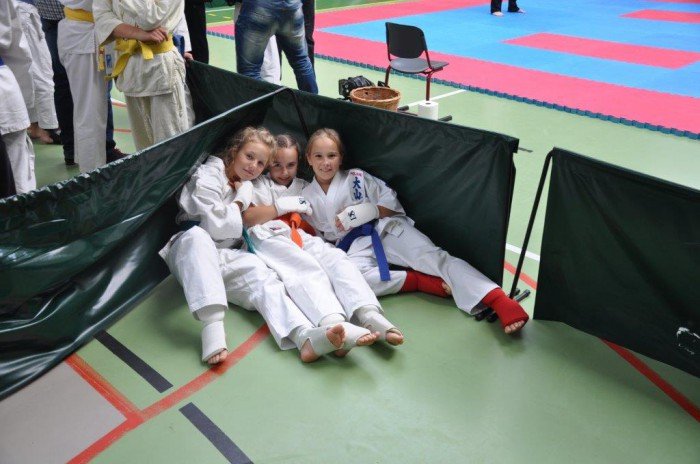 sukces-zawodnikow-jeleniogorskiego-klubu-oyama-karate-foto-54319