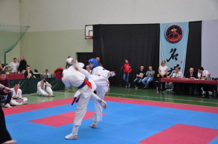 sukces-zawodnikow-jeleniogorskiego-klubu-oyama-karate-foto-54319