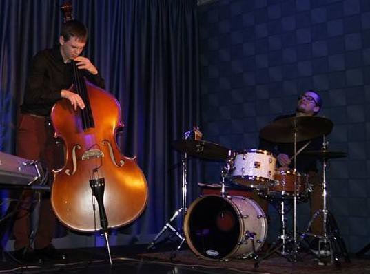 witold-janiak-trio-zagra-jazzowe-wersje-filmow-foto-54336