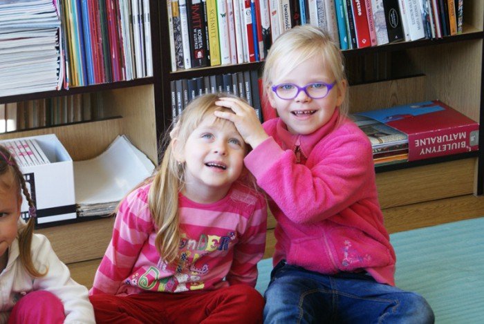 przedszkolaki-odkryway-tajemnice-biblioteki-iii-lo-foto-54360
