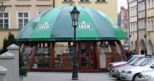 ufo-na-placu-ratuszowym-5437