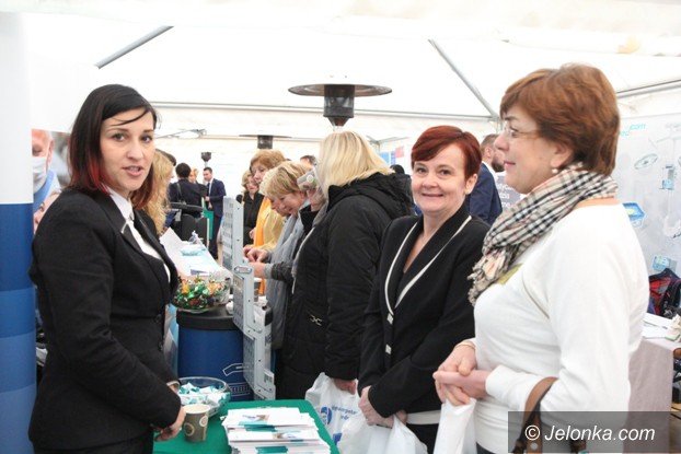 pielegniarki-operacyjne-zjechay-do-cieplic-foto-54404