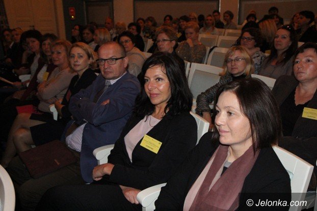pielegniarki-operacyjne-zjechay-do-cieplic-foto-54404
