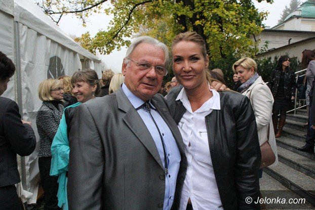 pielegniarki-operacyjne-zjechay-do-cieplic-foto-54404