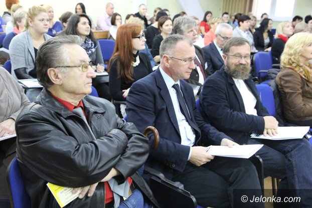 inauguracyjna-konferencja-nowego-stowarzyszenia-w-jeleniej-gorze-foto-54420