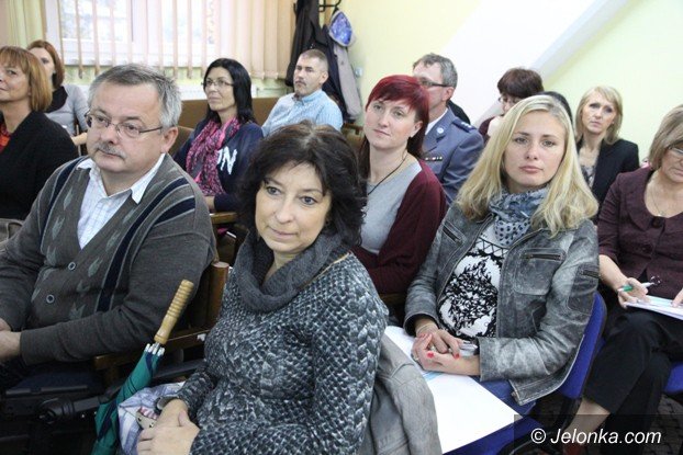 inauguracyjna-konferencja-nowego-stowarzyszenia-w-jeleniej-gorze-foto-54420