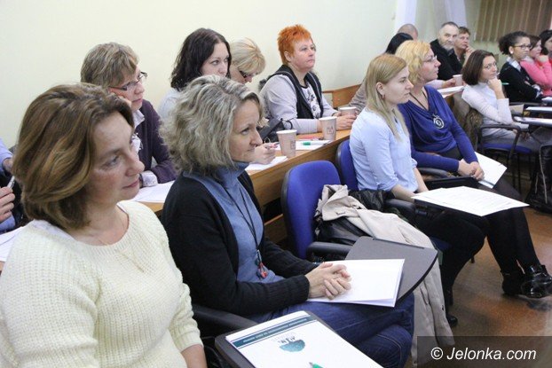 inauguracyjna-konferencja-nowego-stowarzyszenia-w-jeleniej-gorze-foto-54420