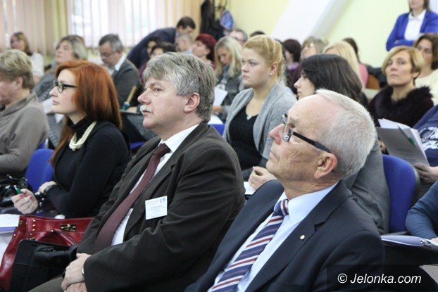 inauguracyjna-konferencja-nowego-stowarzyszenia-w-jeleniej-gorze-foto-54420