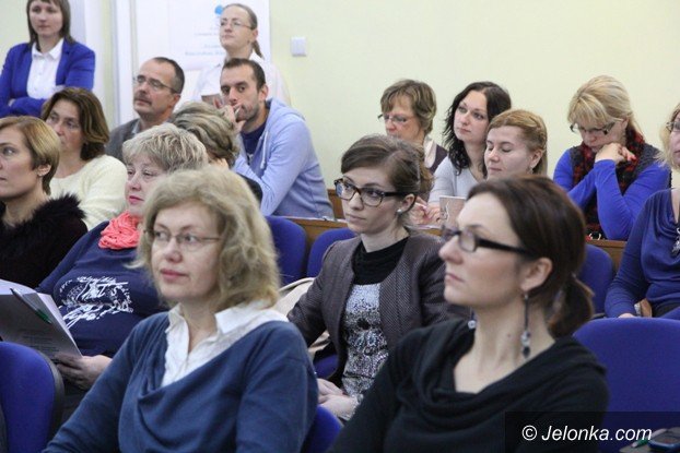 inauguracyjna-konferencja-nowego-stowarzyszenia-w-jeleniej-gorze-foto-54420
