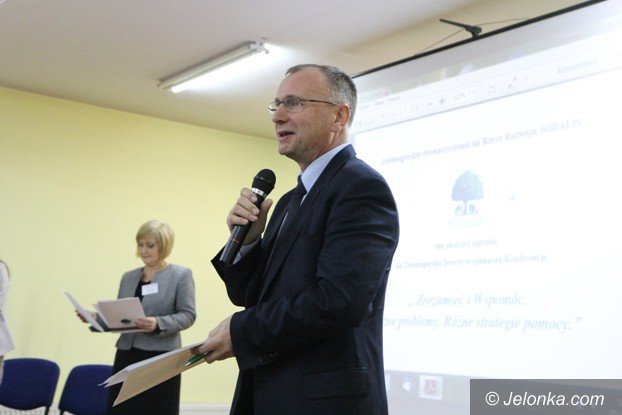 inauguracyjna-konferencja-nowego-stowarzyszenia-w-jeleniej-gorze-foto-54420