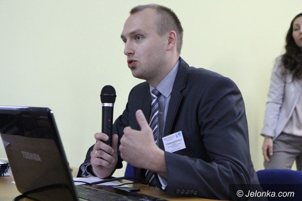inauguracyjna-konferencja-nowego-stowarzyszenia-w-jeleniej-gorze-foto-54420