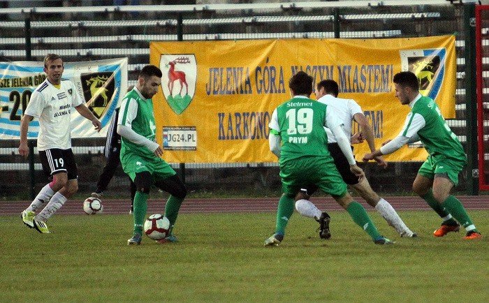 iiiliga-zwyciestwo-w-trudnych-warunkach-foto-54429