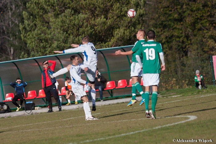olimpia-dobita-przez-czerwona-latarnie-foto-54439