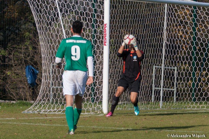 olimpia-dobita-przez-czerwona-latarnie-foto-54439