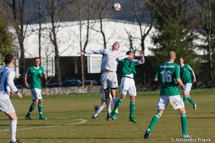 olimpia-dobita-przez-czerwona-latarnie-foto-54439