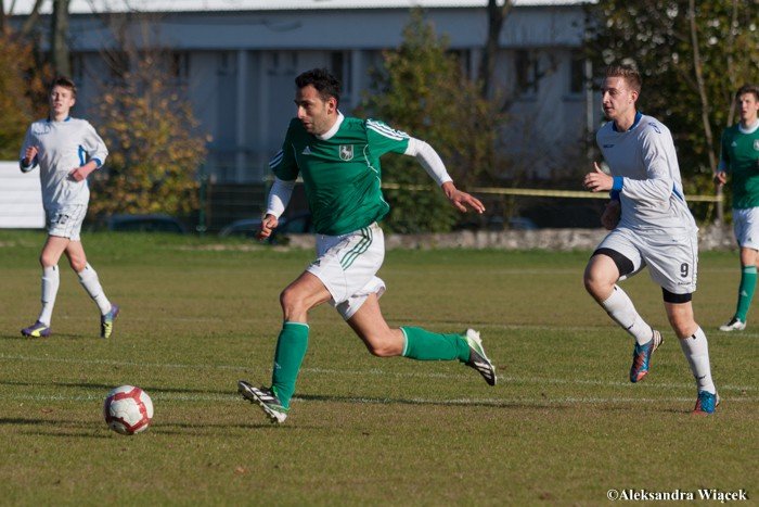 olimpia-dobita-przez-czerwona-latarnie-foto-54439