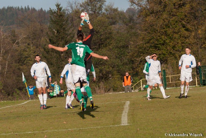 olimpia-dobita-przez-czerwona-latarnie-foto-54439