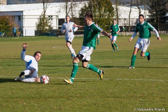 olimpia-dobita-przez-czerwona-latarnie-foto-54439