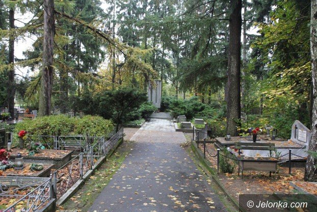 o-najwiekszej-nekropolii-w-jeleniej-gorze-foto-54448