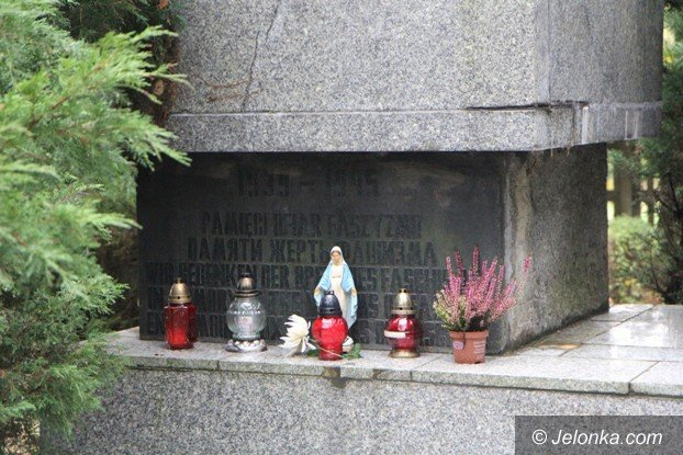 o-najwiekszej-nekropolii-w-jeleniej-gorze-foto-54448