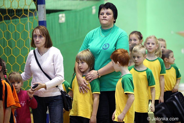 fantastyczna-zabawa-w-hali-przy-ulicy-zotniczej-foto-54460