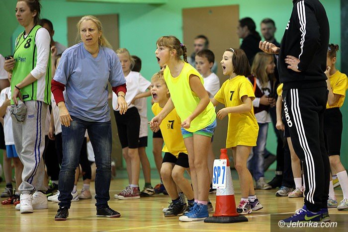 fantastyczna-zabawa-w-hali-przy-ulicy-zotniczej-foto-54460