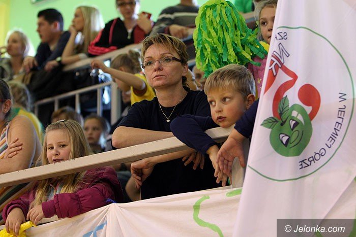 fantastyczna-zabawa-w-hali-przy-ulicy-zotniczej-foto-54460