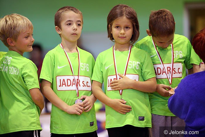 fantastyczna-zabawa-w-hali-przy-ulicy-zotniczej-foto-54460