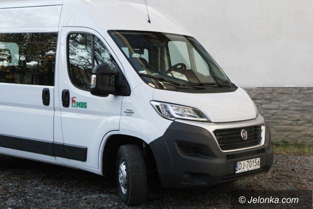 nowe-samochody-dla-jeleniogorskiej-oswiaty-foto-video-54461