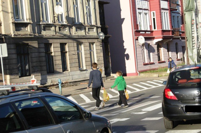 mieszkancy-doczekali-sie-przejscia-na-alei-wojska-polskiego-foto-54484