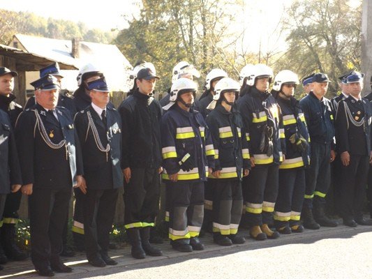 nowy-samochod-ratowniczogasniczy-dla-osp-w-siedlecinie-foto-54500