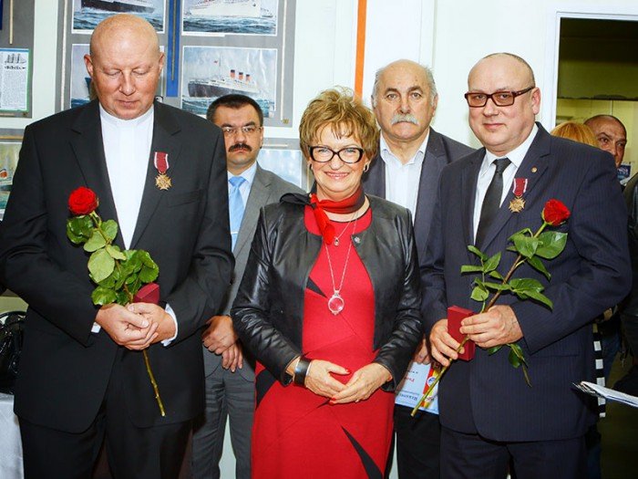 uroczystosci-w-karkonoskim-sejmiku-osob-niepenosprawnych-foto-54523