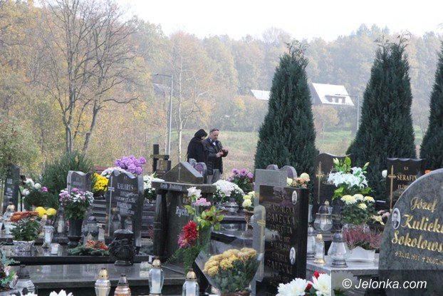 odwiedzamy-groby-bliskich-foto-54549