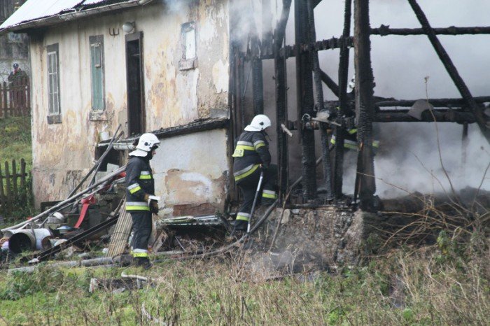 tragiczny-pozar-w-barcinku-foto-video-54572