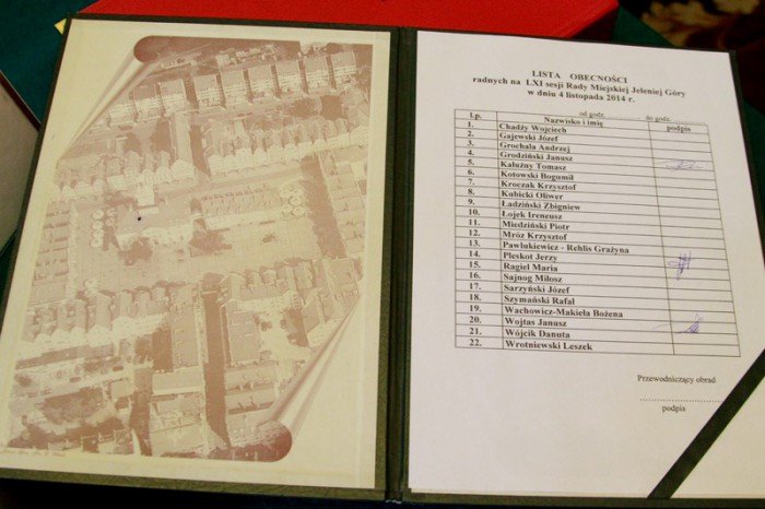 zakonczenie-kadencji-bez-fajerwerkow-foto-54601