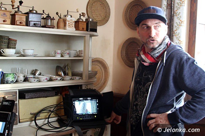 zabobrzanski-paacyk-mrocznym-pensjonatem-foto-video-54623