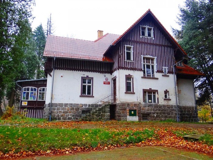 dawna-szkoa-w-jagniatkowie-bedzie-pensjonatem-foto-54639