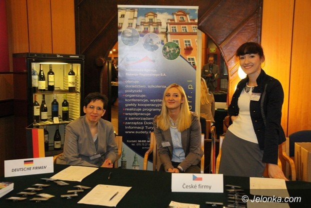 biznes-nie-zna-granic-forum-kooperacji-firm-w-jeleniej-gorze-foto-video-54643
