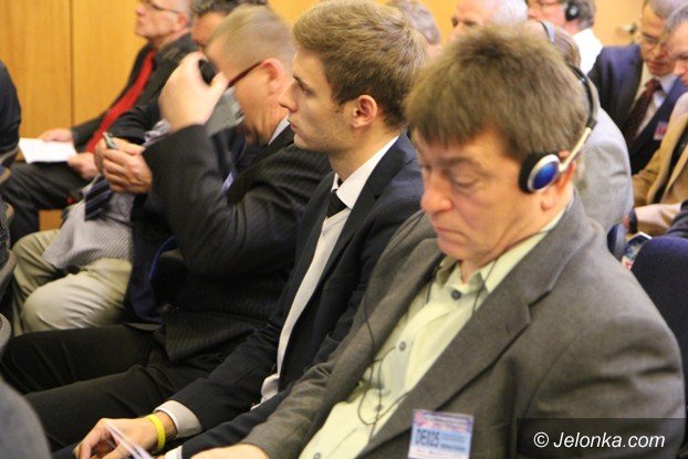 biznes-nie-zna-granic-forum-kooperacji-firm-w-jeleniej-gorze-foto-video-54643