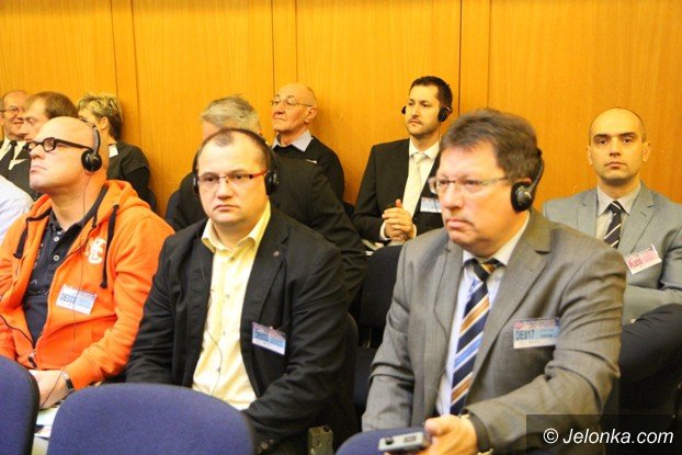 biznes-nie-zna-granic-forum-kooperacji-firm-w-jeleniej-gorze-foto-video-54643
