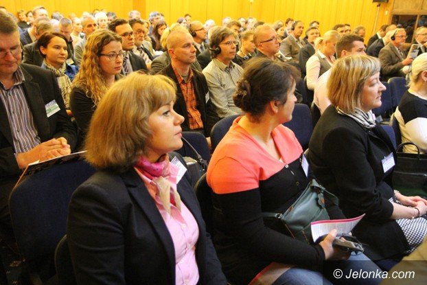 biznes-nie-zna-granic-forum-kooperacji-firm-w-jeleniej-gorze-foto-video-54643