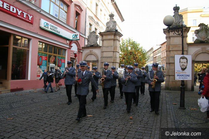 podniosle-i-radosnie-podczas-swieta-niepodlegosci-pod-ratuszem-foto-54687