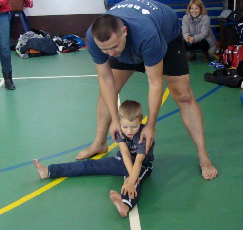 klubowe-zgrupowanie-kickboxerow-w-borowicach-foto-54693