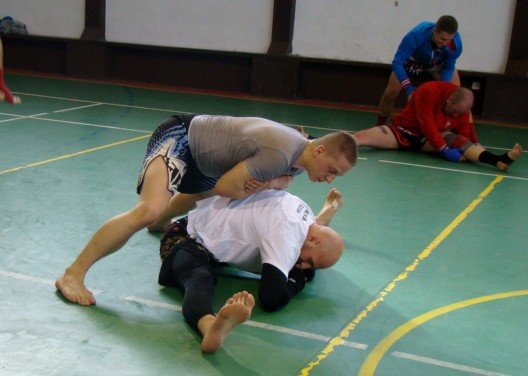 klubowe-zgrupowanie-kickboxerow-w-borowicach-foto-54693