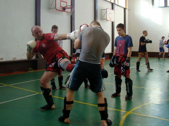 klubowe-zgrupowanie-kickboxerow-w-borowicach-foto-54693