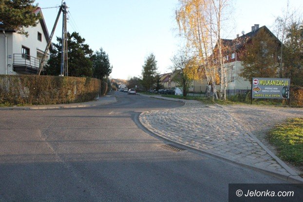 niebezpiecznie-na-skrzyzowaniu-ulic-malinnik-foto-54695