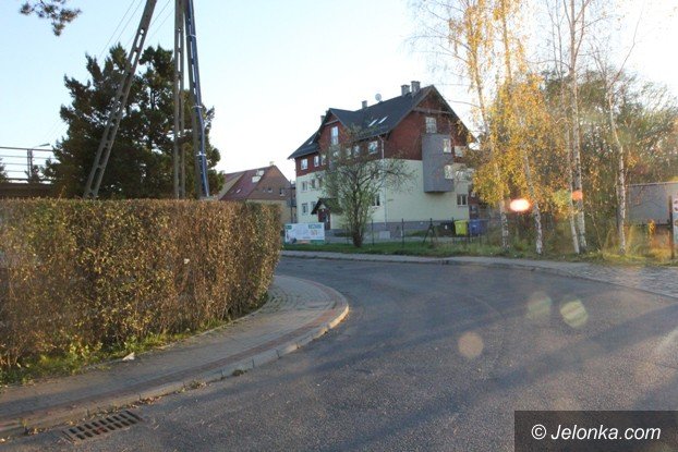 niebezpiecznie-na-skrzyzowaniu-ulic-malinnik-foto-54695