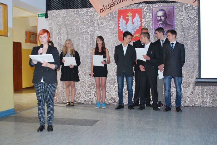 patriotycznie-w-jeleniogorskim-elektroniku-foto-54721