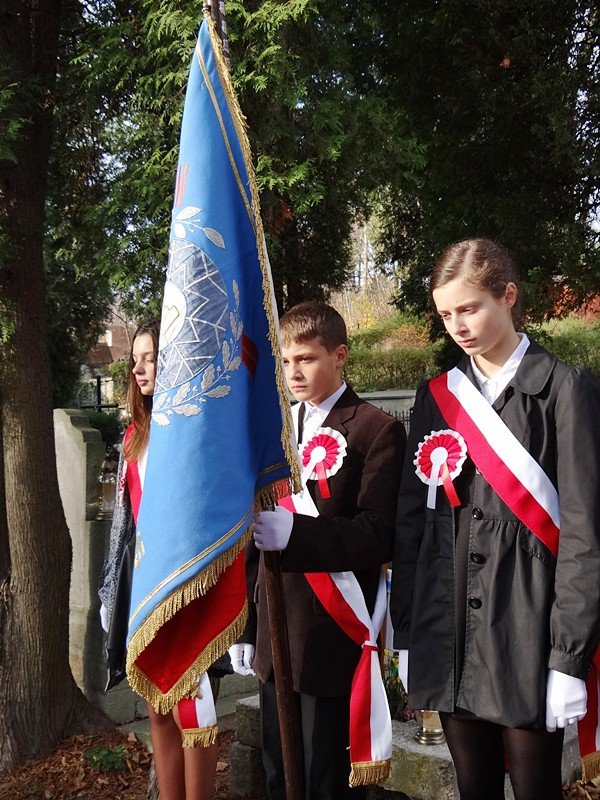 zywa-lekcja-patriotyzmu-w-sobieszowie-foto-54782